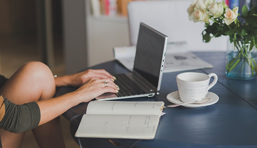 Apple will let iPhone users repair their own devices