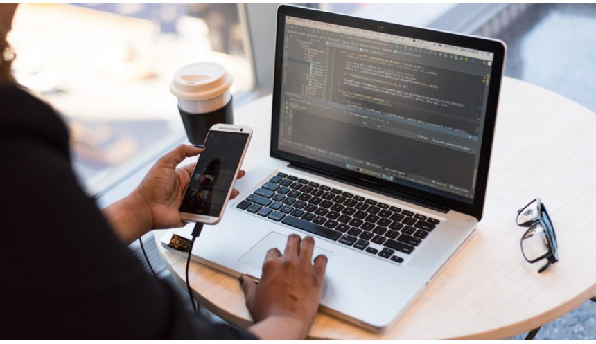 Analysis: Russian ransomware attacks on Ukraine muted by leaks, insurance woes